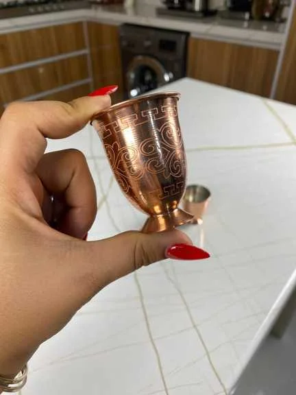 شات مسی پایه دار بزرگ طرح دار