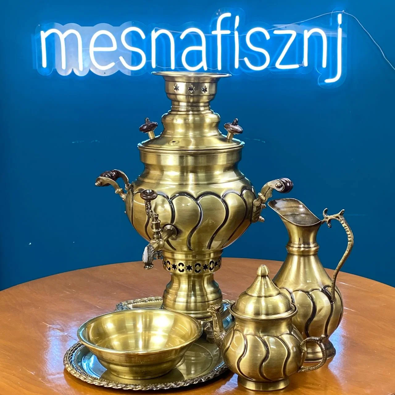 سماور برنجی ذغالی با سرویس کامل