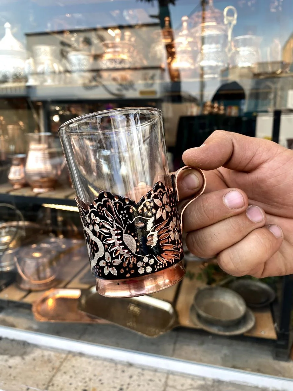 لیوان مسی هما