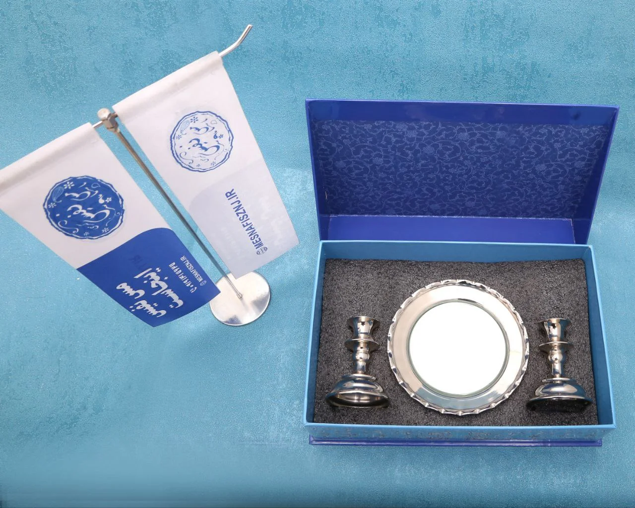 پک هدیه آینه و شمعدان با آبکاری کروم