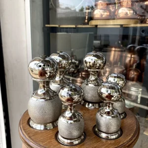 ادویه پاش و نمکدان مسی شنی با آبکاری کروم